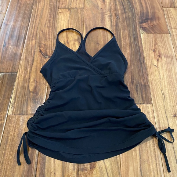 LULULEMON FULL FREEDOM TANK ~ BLACK ~ Side Ruche - Picture 4 of 9